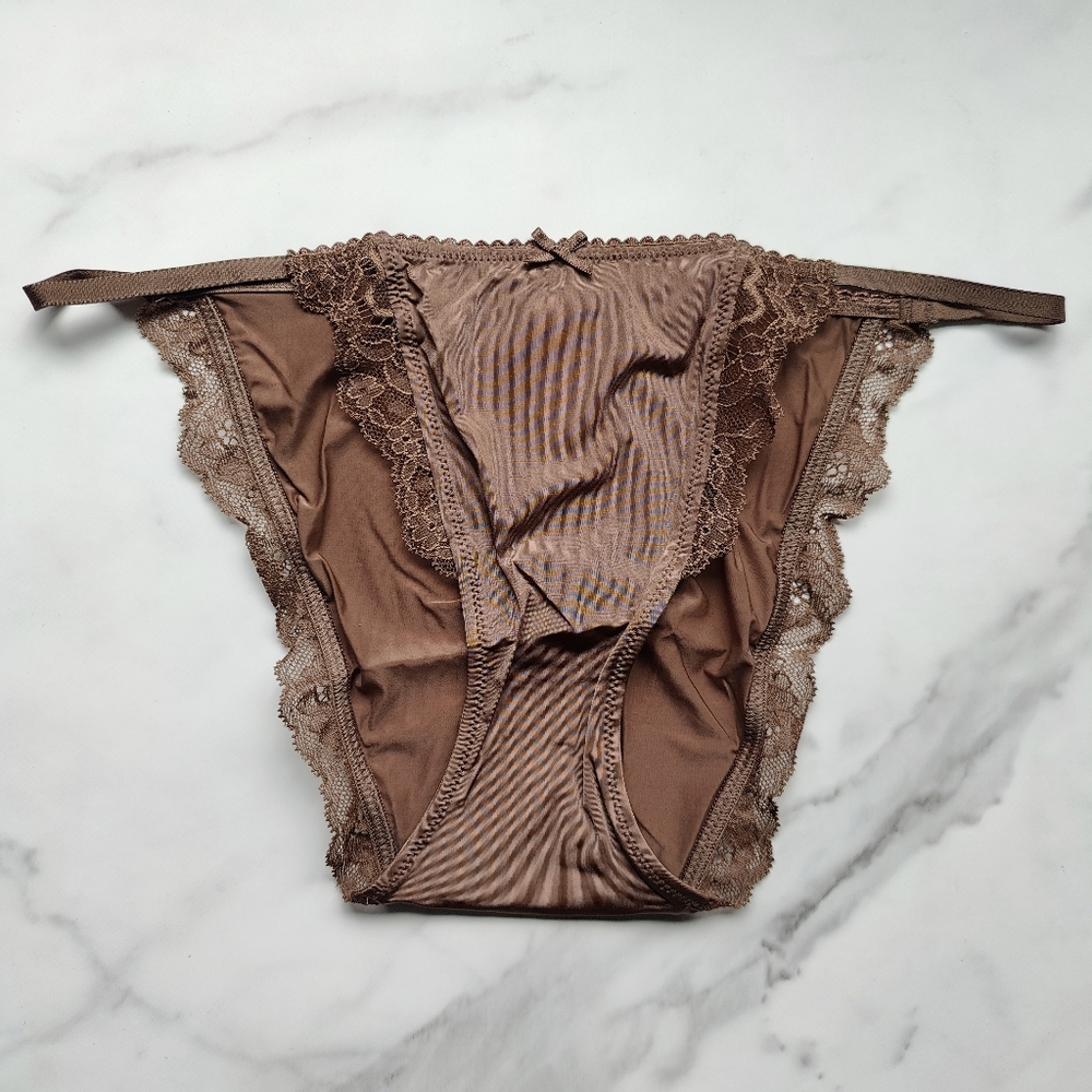 NWT VICTORIA'S SECRET DREAM ANGELS SMOOTH LACE-TRIM MINI STRING BIKINI PANTY MOU